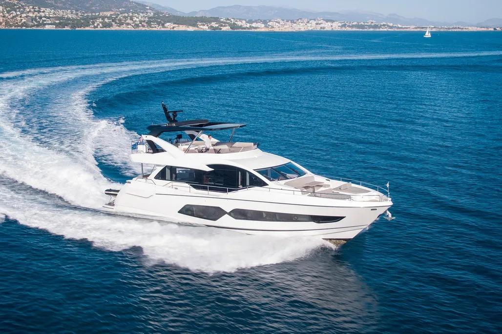 Sunseeker 76 Yacht