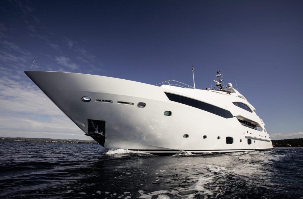 40M YACHT