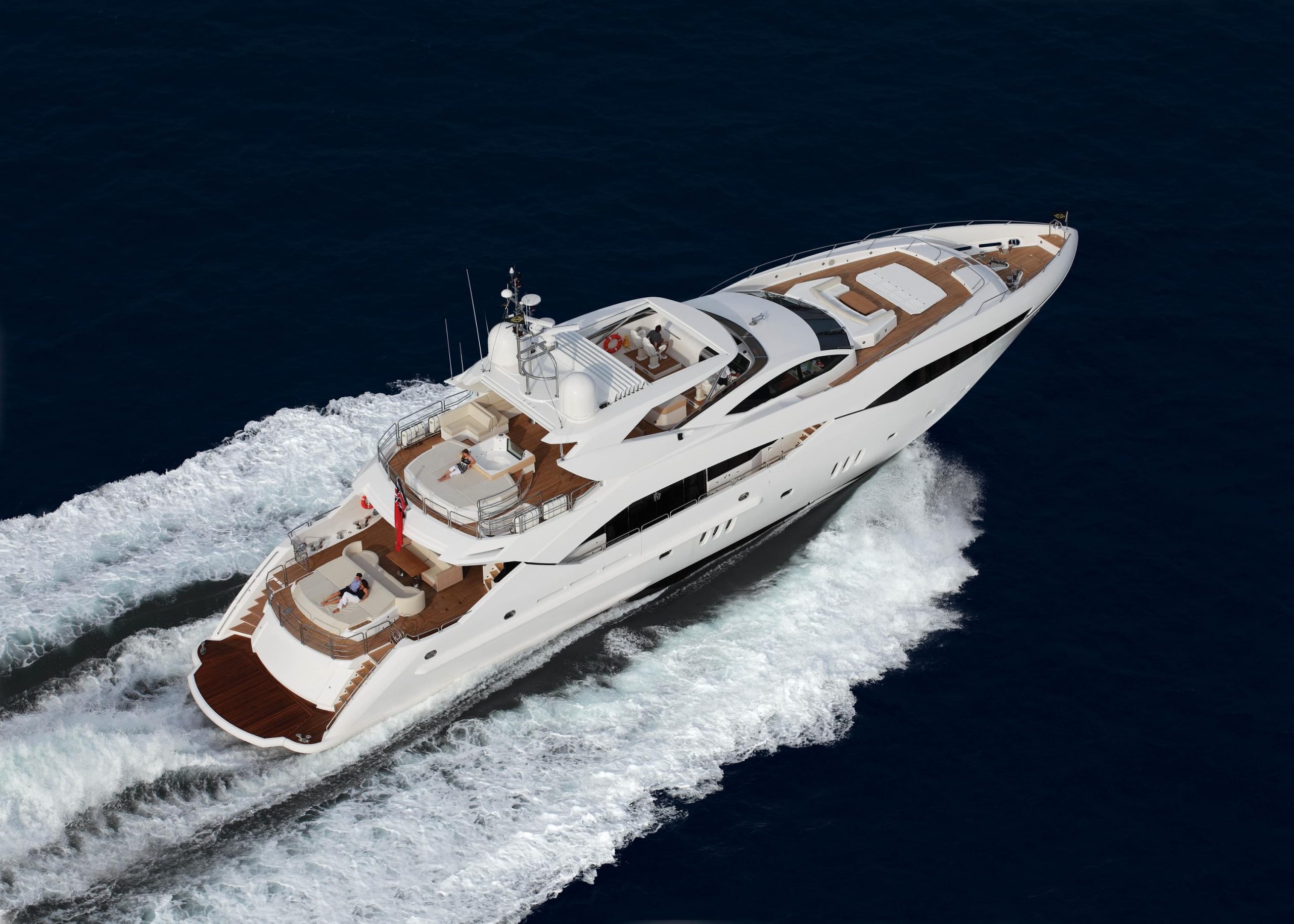130 SPORT YACHT