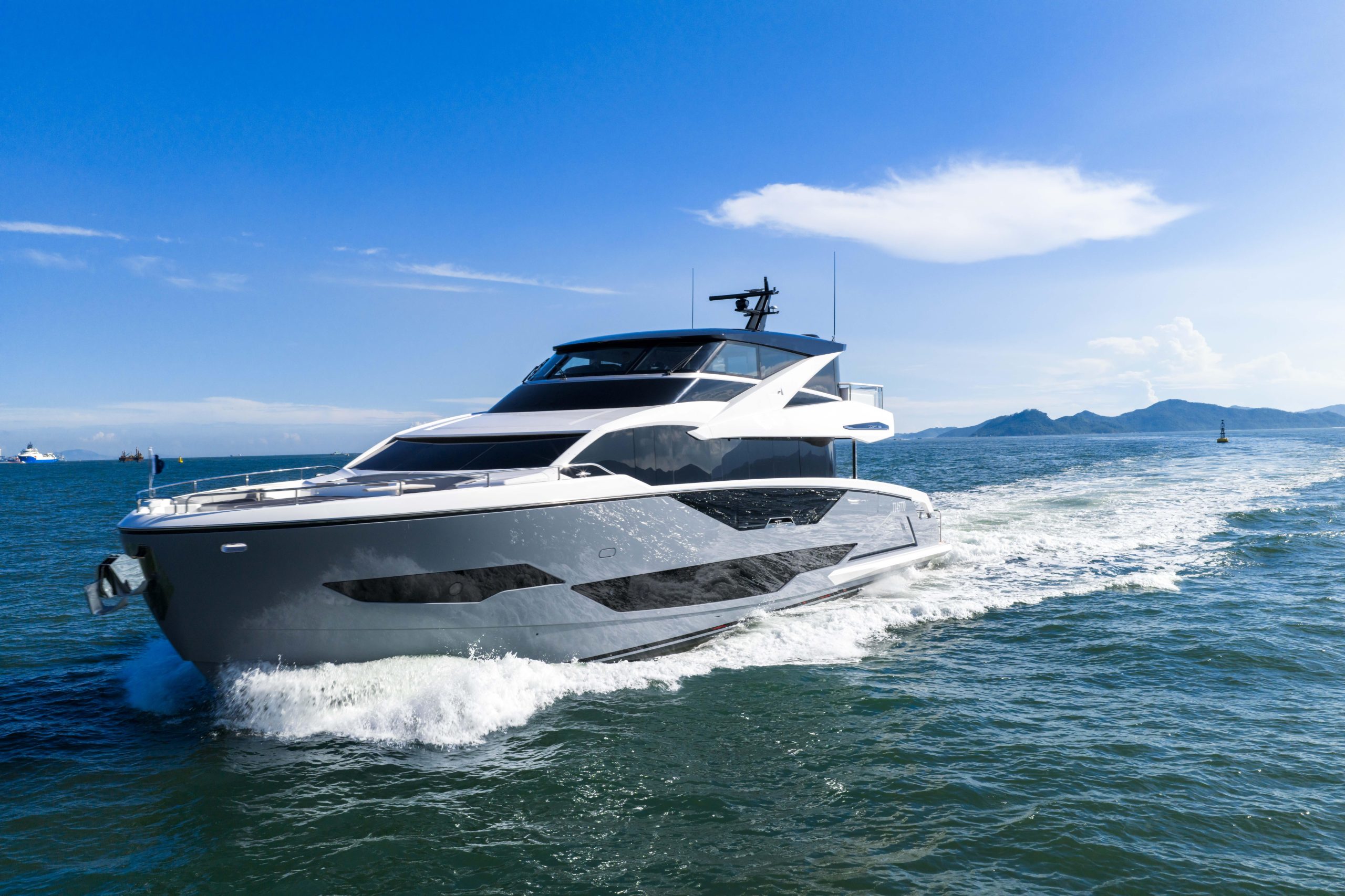 Sunseeker Ocean 90 Enclosed