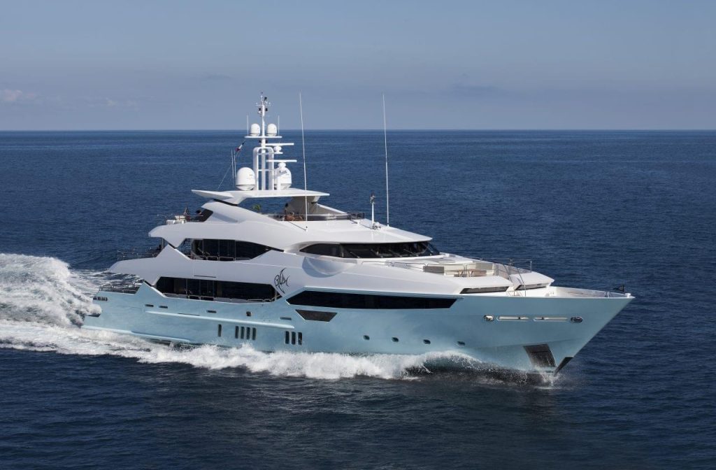 155 YACHT