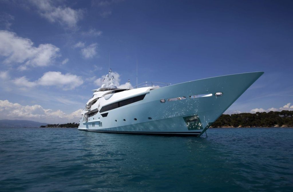 155 YACHT