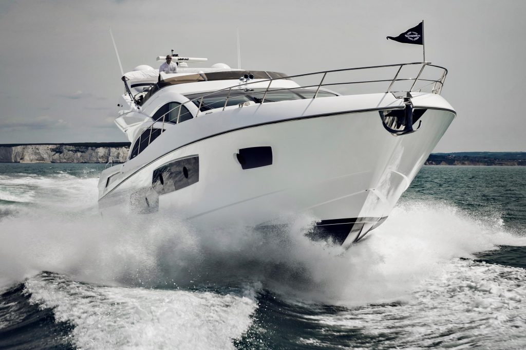 80 SPORT YACHT