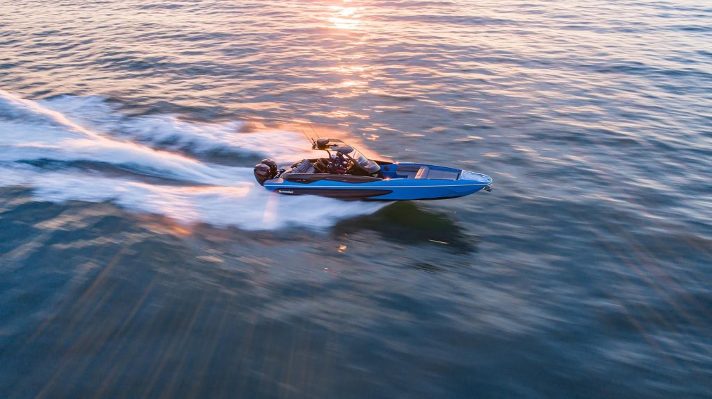 Hawk 38