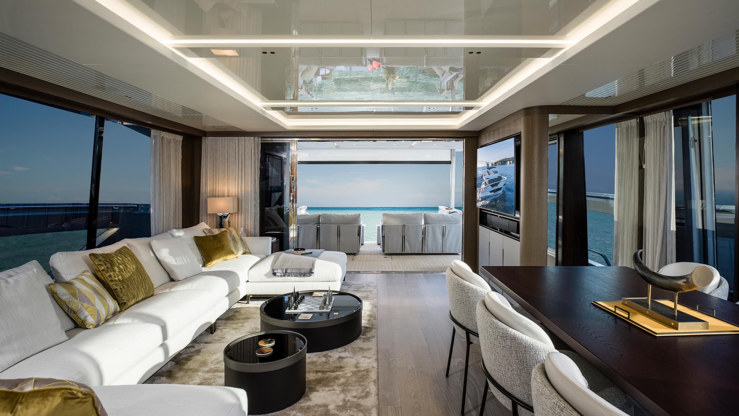 76 Yacht