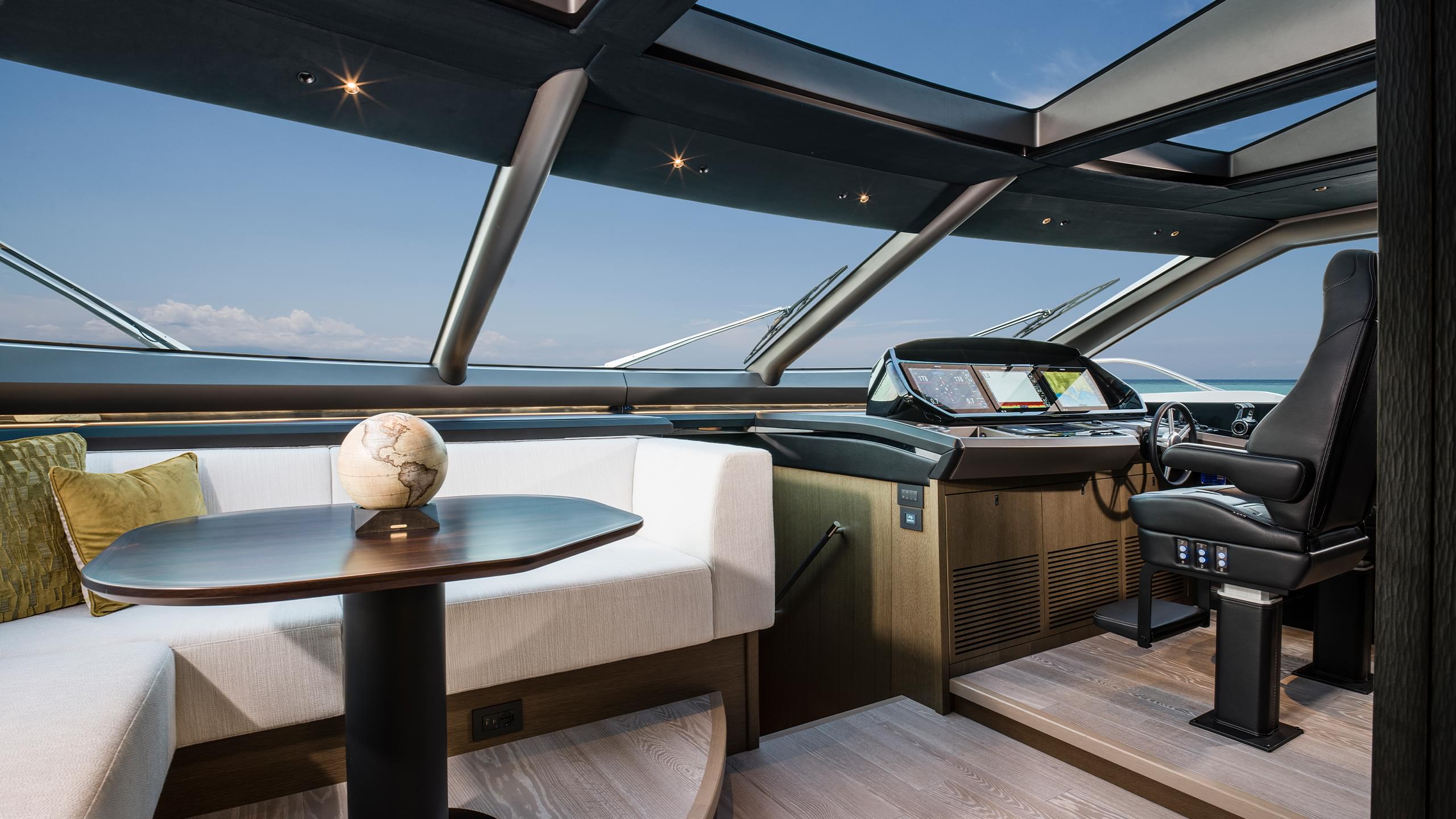 76 Yacht