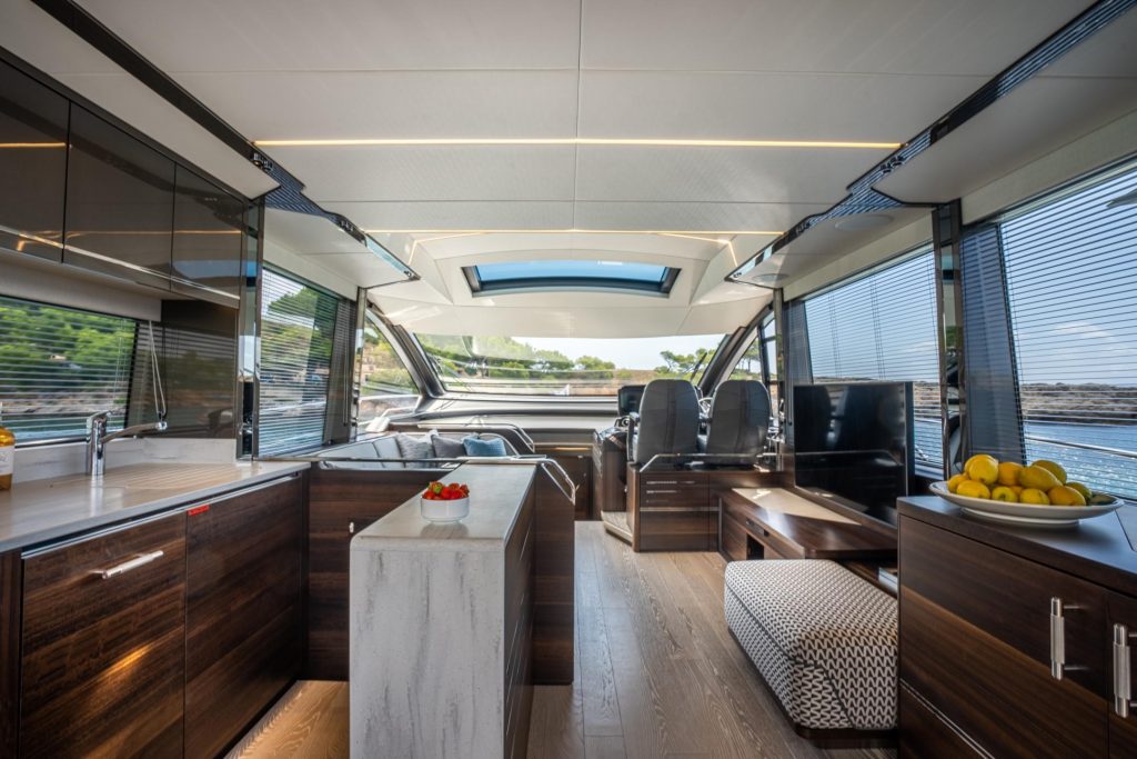 65 Sport Yacht