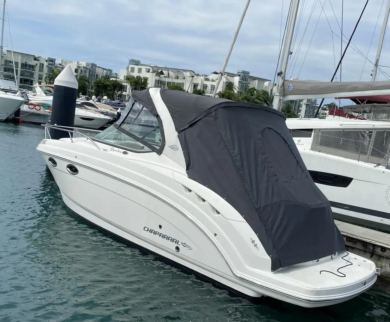 Chaparral 250 Signature